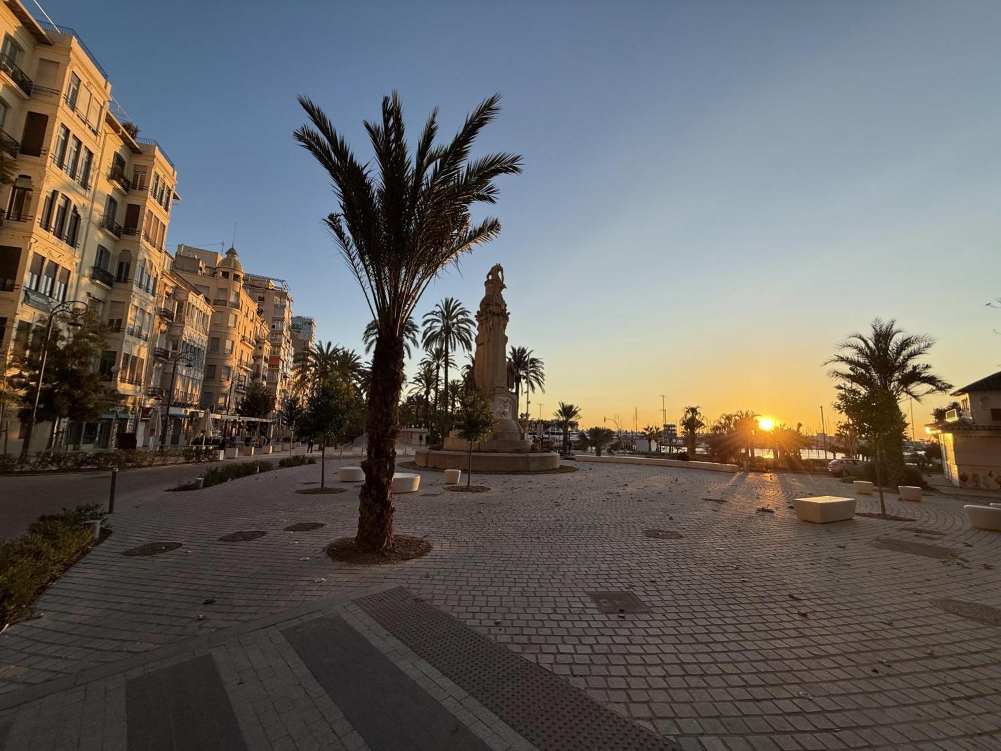 Playa Dos Avenidas Alicante Buitenkant foto